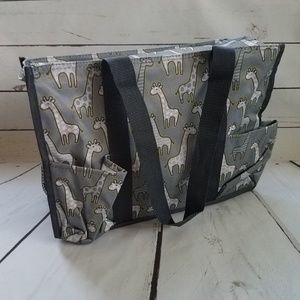 Zip top organizing utility tote